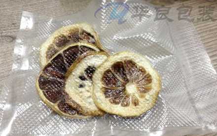 沒有紋路的光面塑料袋如何抽真空？