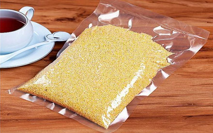 華良食品真空包裝袋不會(huì)產(chǎn)生異味的秘密？